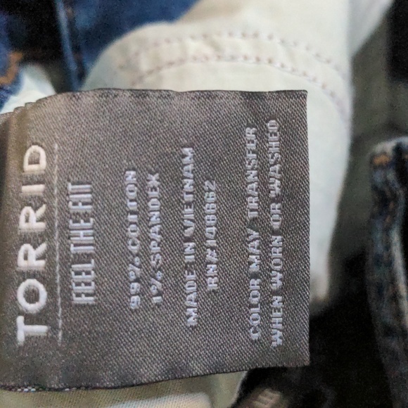 Torrid Cropped High Rise Wide Leg Jeans - Picture 5 of 10